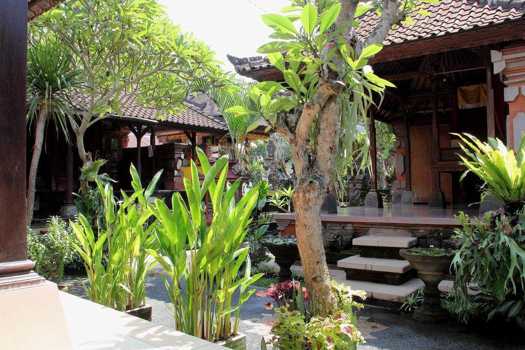 Nugraha Guesthouse 1 Ubud  Luaran gambar