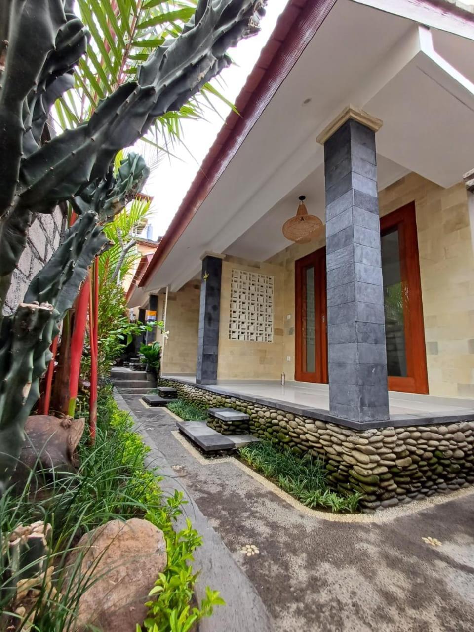 Nugraha Guesthouse 1 Ubud  Luaran gambar