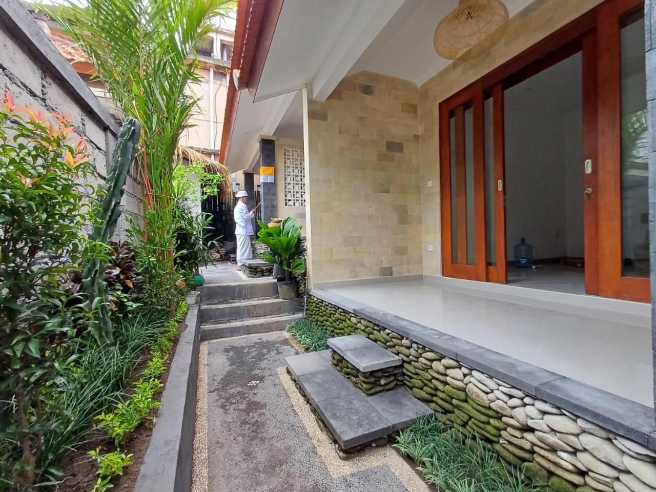 Nugraha Guesthouse 1 Ubud  Luaran gambar